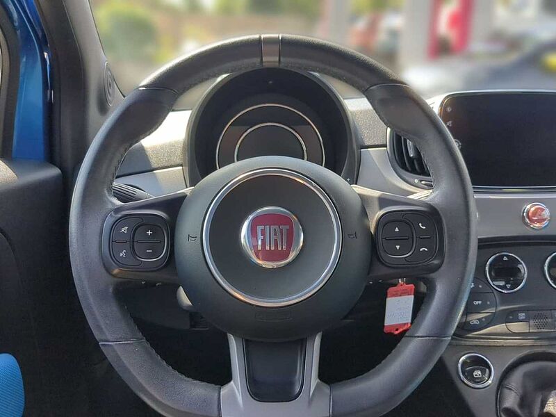 Fiat 500 Cabrio S, Navi, Klima, Apple Car, Blau-Metallic